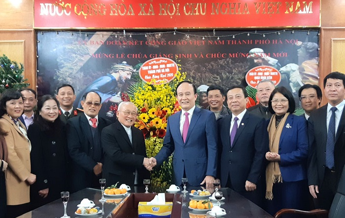Đồng chí Nguyễn Ngọc Tuấn thăm, chúc mừng Ủy ban Đoàn kết Công giáo Việt Nam thành phố Hà Nội