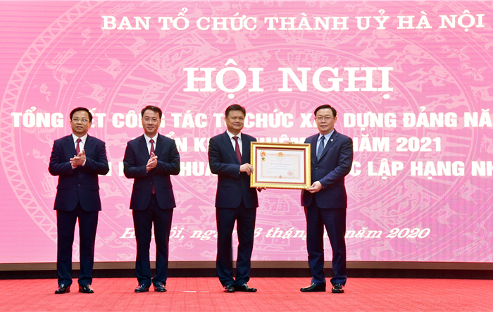 Ban Tổ chức Thành ủy Hà Nội được tặng thưởng Huân chương Độc lập hạng Nhì