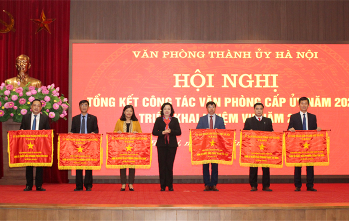 Triển khai nhiệm vụ văn phòng cấp ủy năm 2021