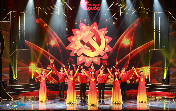 “Vinh quang Tổ quốc” khơi dậy tình yêu, ý chí khát vọng