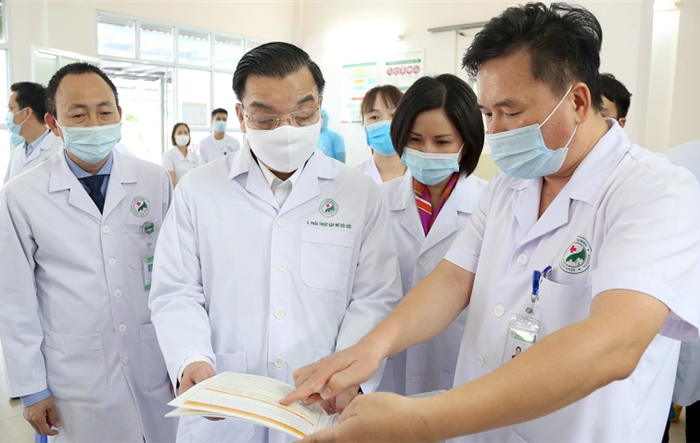Chủ tịch UBND thành phố Hà Nội Chu Ngọc Anh kiểm tra công tác phòng, chống dịch Covid-19