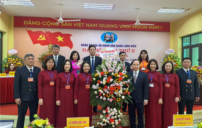 Tổ chức thành công Đại hội điểm Đảng bộ Tòa án nhân dân quận Long Biên