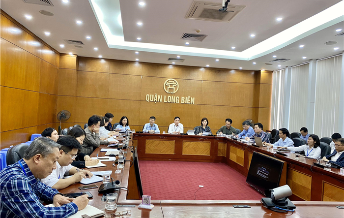 Phòng, chống dịch Covid-19 tại quận Long Biên: Kiểm soát, cập nhật hàng ngày số người đi đến trên địa bàn