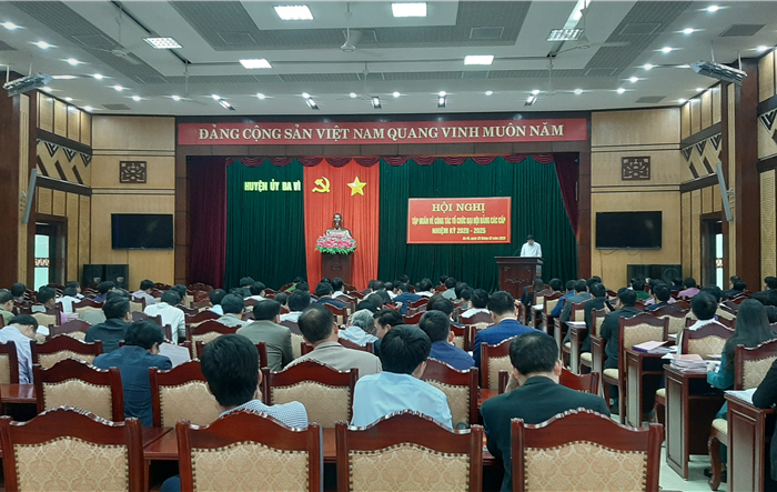 Huyện ủy Ba Vì tập huấn công tác chuẩn bị, tổ chức Đại hội Đảng các cấp nhiệm kỳ 2020-2025