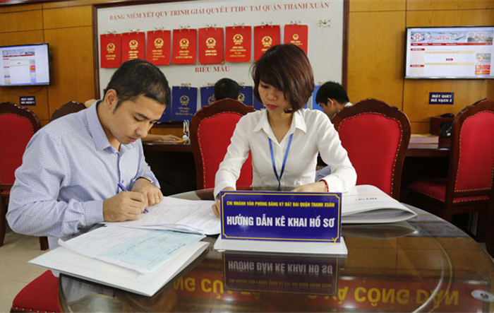 Đảng bộ thành phố Hà Nội: Quyết tâm xây dựng hệ thống chính trị vững mạnh
