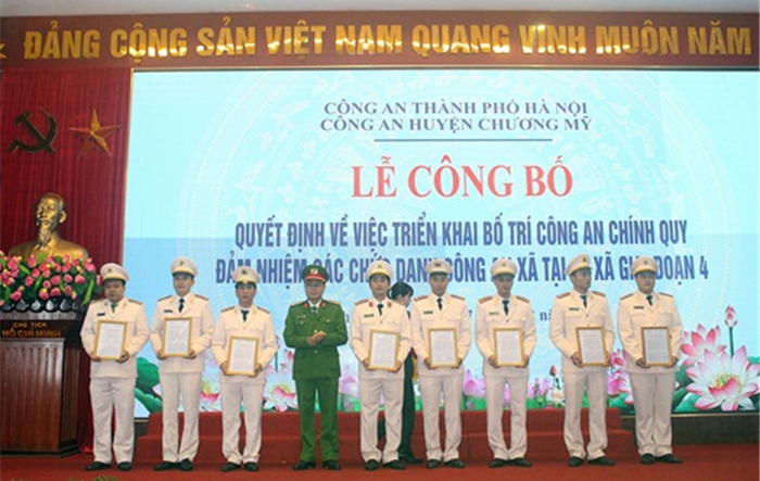 Huyện Chương Mỹ tiếp tục bố trí công an chính quy đảm nhiệm các chức danh công an xã tại 15 xã 