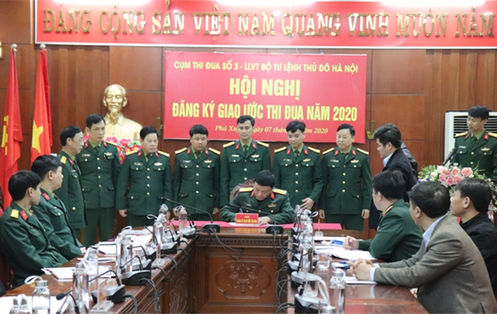 Cụm thi đua số 3 Bộ Tư lệnh Thủ đô ký giao ước thi đua năm 2020