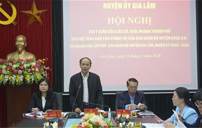 Huyện ủy Gia Lâm xin ý kiến các sở, ban, ngành thành phố Hà Nội vào dự thảo Báo cáo Chính trị