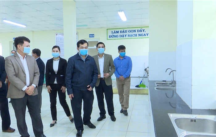 Bí thư Huyện ủy Thường Tín kiểm tra công tác phòng, chống dịch Covid-19 tại Trường mầm non Nghiêm Xuyên