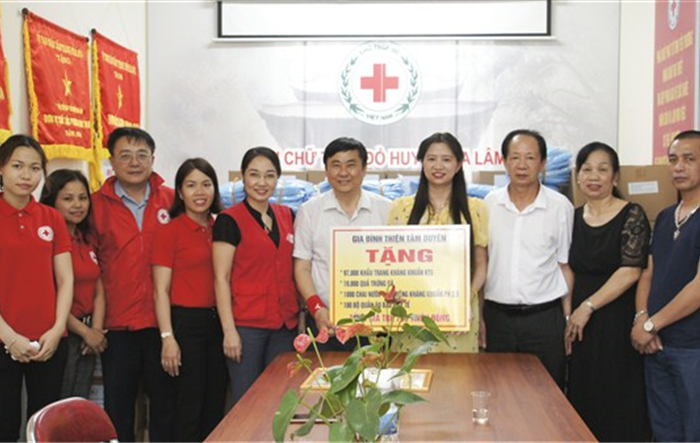 Nhiều tổ chức, cá nhân ủng hộ công tác phòng, chống dịch Covid-19