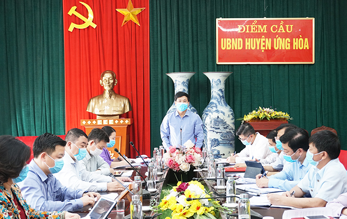 Huyện Ứng Hòa cần tiếp tục triển khai quyết liệt hơn các biện pháp phòng, chống dịch bệnh Covid-19