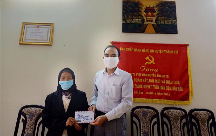 Tấm lòng vàng của cụ bà Nguyễn Thị Thơm ủng hộ 10 triệu đồng phòng, chống dịch Covid-19