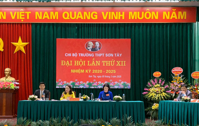 Trường THPT Sơn Tây tăng cường đổi mới phương pháp giảng dạy, học tập theo hướng hiện đại