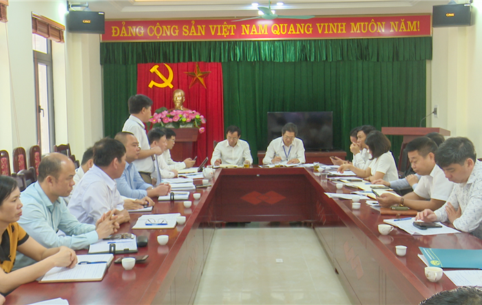 Tuyên truyền, phát động thi đua lập thành tích chào mừng Đại hội Đảng các cấp