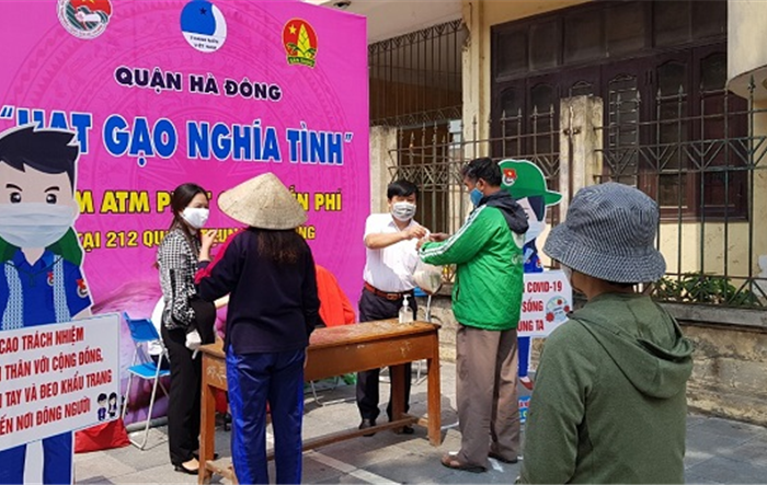 Thêm 3 điểm phát gạo miễn phí tại quận Hà Đông