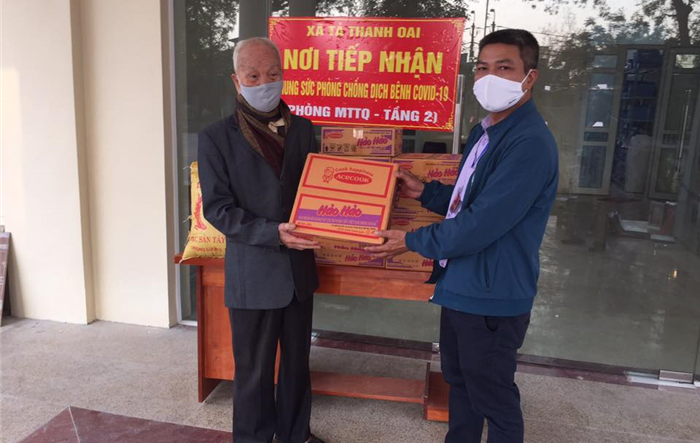 Xúc động với những món quà của người cán bộ tiền khởi nghĩa 98 tuổi ủng hộ phòng, chống dịch Covid-19
