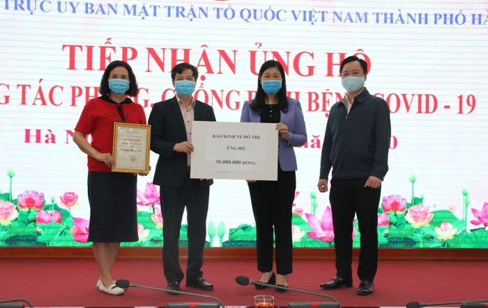 Chung tay hỗ trợ ủng hộ công tác phòng, chống dịch Covid-19