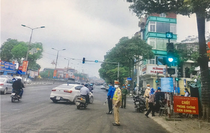 “Chia lửa” nơi tuyến đầu chống dịch Covid-19 