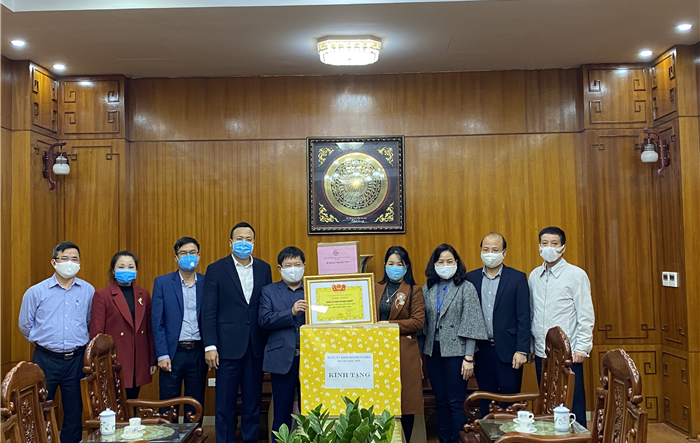 Đồng lòng vượt mọi khó khăn, nỗ lực phòng, chống dịch Covid-19
