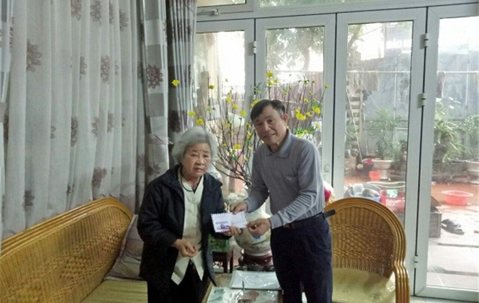 Những tấm lòng "tương ái" trong cuộc chiến chống "giặc" Covid-19