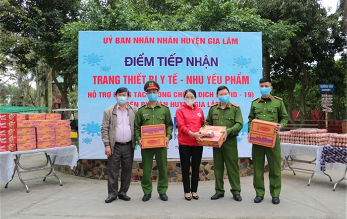 Chung sức, sẻ chia để chiến thắng đại dịch
