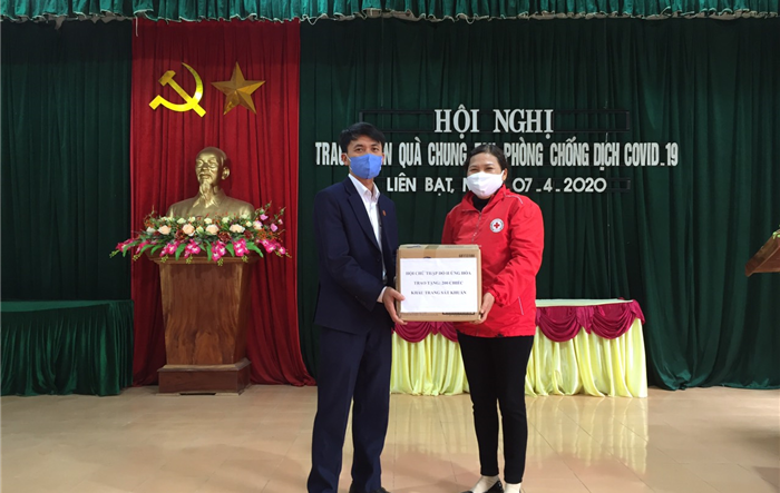 Chủ tịch Hội Chữ thập đỏ hết mình với công tác nhân đạo, từ thiện