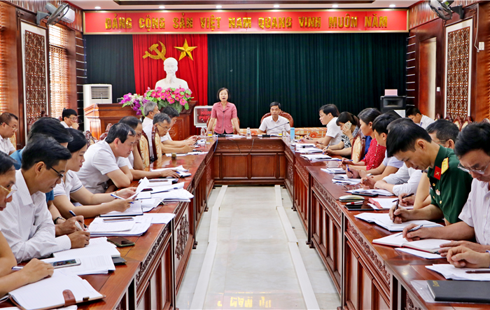 Tập trung lãnh đạo, chỉ đạo làm tốt công tác chuẩn bị và tổ chức thành công Đại hội Đảng các cấp
