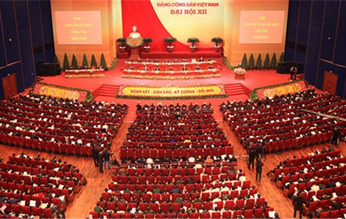 Thực hiện nguyên tắc tập trung dân chủ trong Đảng - Bài 2: Góc khuất kẻ rút gạch dưới chân tường