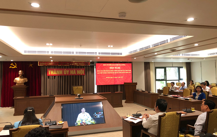Hội nghị báo cáo viên Trung ương tháng 5: Thông báo kết quả Hội nghị Trung ương 12 (khóa XII) 