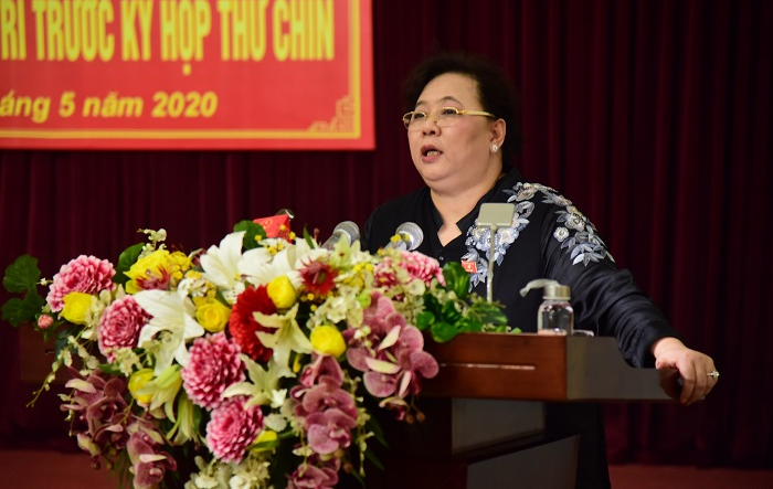 Chủ tịch HĐND Thành phố Nguyễn Thị Bích Ngọc tiếp xúc với cử tri quận Cầu Giấy và quận Thanh Xuân