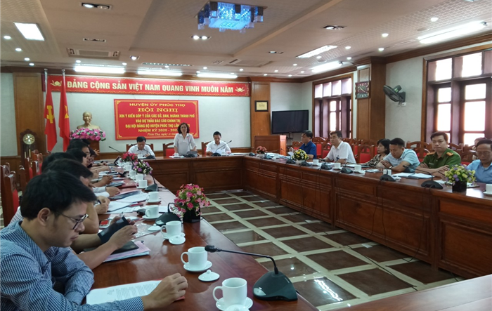 Tiếp tục xin ý kiến góp ý vào dự thảo Báo cáo chính trị trình Đại hội Đảng bộ Huyện lần thứ XXI
