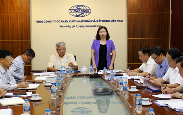 Trưởng ban Dân vận Thành ủy kiểm tra công tác lãnh đạo, tổ chức Đại hội Đảng tại Tổng Công ty Vinaconex