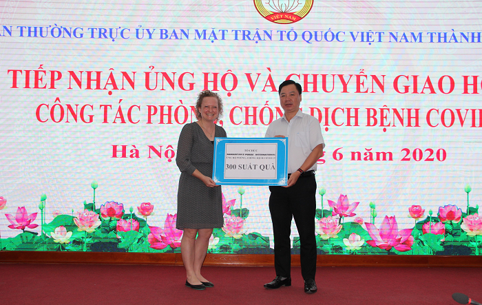 Tổ chức Samaritan’s Purse International Relief ủng hộ 300 suất quà cho công tác phòng, chống dịch Covid-19