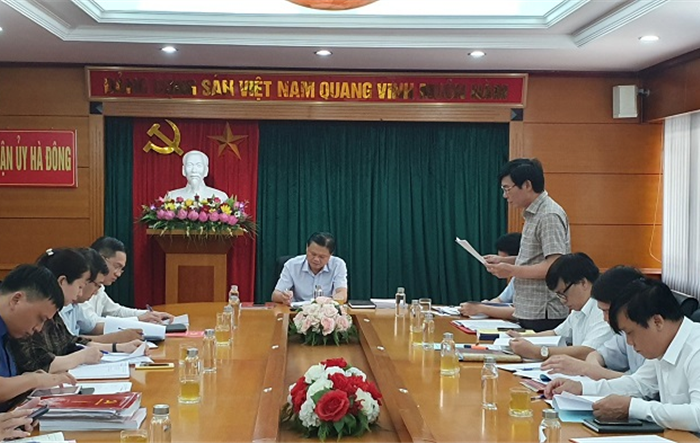 Quận ủy Hà Đông: Bám sát cơ sở để giải quyết các vụ việc trước Đại hội