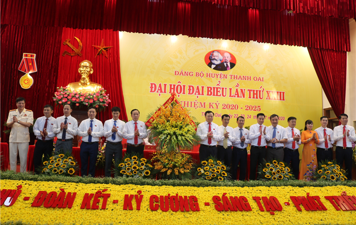 Ngày làm việc thứ nhất Đại hội đại biểu Đảng bộ huyện Thanh Oai lần thứ XXIII, nhiệm kỳ 2020-2025