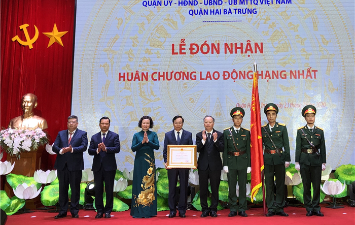 Quận Hai Bà Trưng đón nhận  Huân chương Lao động hạng Nhất