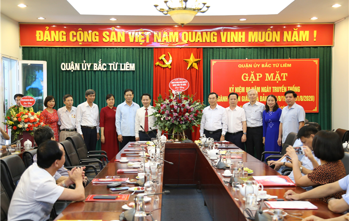 Quận uỷ Bắc Từ Liêm tổ chức gặp mặt kỷ niệm 90 năm Ngày truyền thống ngành Tuyên giáo của Đảng 