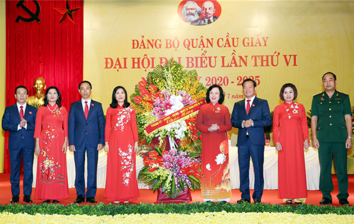 Phát triển quận Cầu Giấy theo hướng đồng bộ, hiện đại