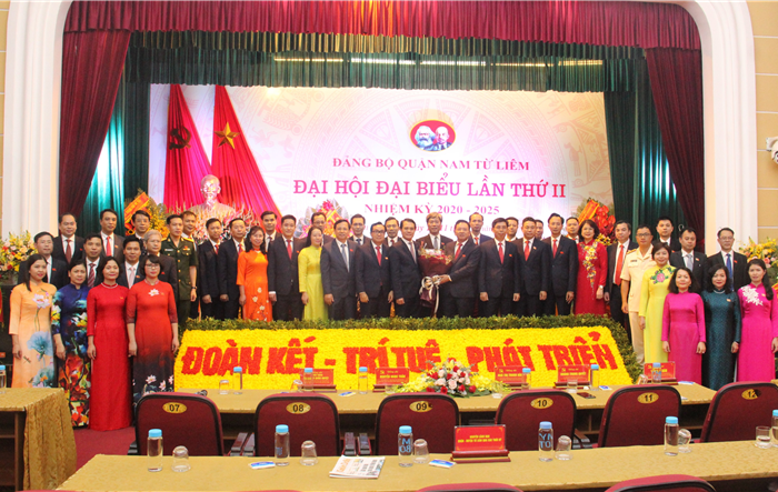 Đồng chí Trần Đức Hoạt được bầu làm Bí thư Quận ủy Nam Từ Liêm, nhiệm kỳ 2020-2025 