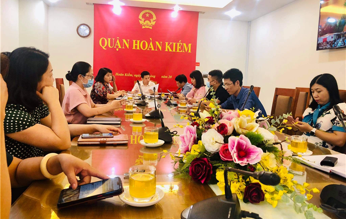 Quận Hoàn Kiếm triển khai quyết liệt, đồng bộ các biện pháp phòng, chống dịch Covid-19 trong tình hình mới