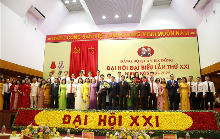 Bế mạc Đại hội Đại biểu Đảng bộ quận Hà Đông lần thứ XXI, nhiệm kỳ 2020-2025