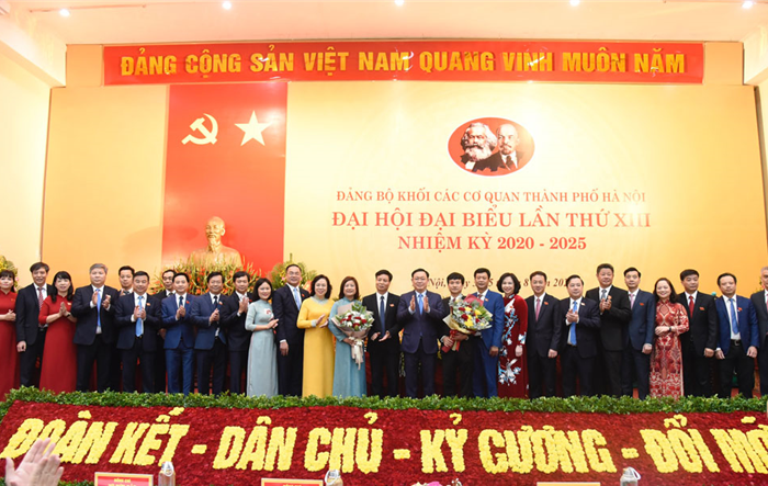 Đảng bộ Khối các cơ quan Thành phố phải gương mẫu trước toàn Đảng bộ và Nhân dân Thủ đô