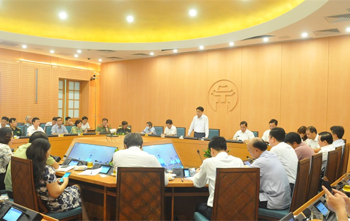 Hà Nội cân nhắc nâng mức cảnh báo nguy cơ lây nhiễm dịch Covid-19
