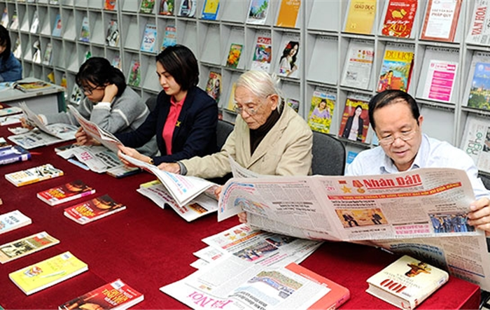 Báo, tạp chí của Đảng: Coi đây là tài liệu sinh hoạt Đảng và công tác tuyên truyền quan trọng
