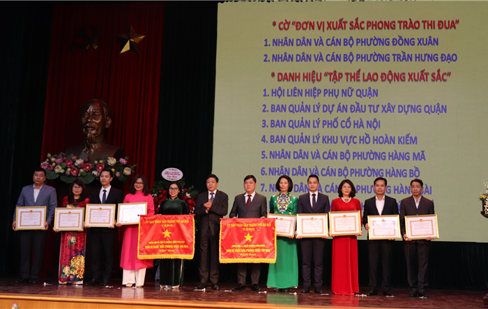 Quận Hoàn Kiếm tổng kết phong trào thi đua năm 2020