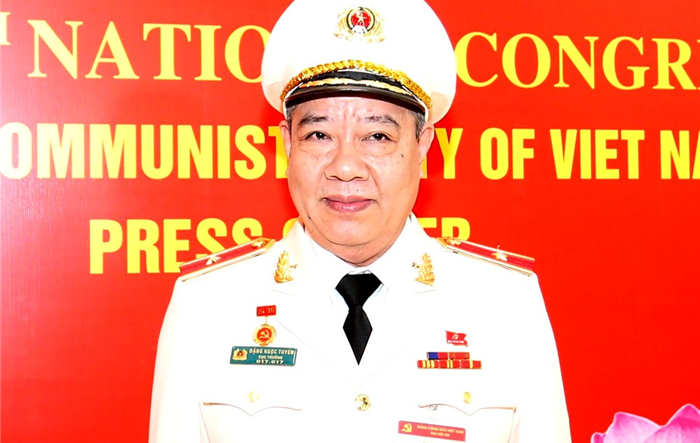 Bảo vệ nền tảng tư tưởng của Đảng, đấu tranh phản bác các quan điểm sai trái, thù địch là yêu cầu cấp bách