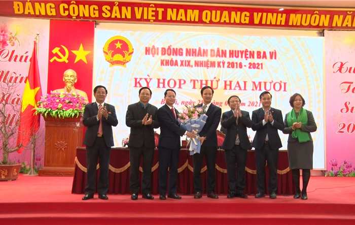 Huyện Ba Vì có tân Phó Chủ tịch UBND Huyện