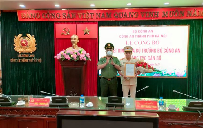 Công an Thành phố công bố Quyết định cán bộ