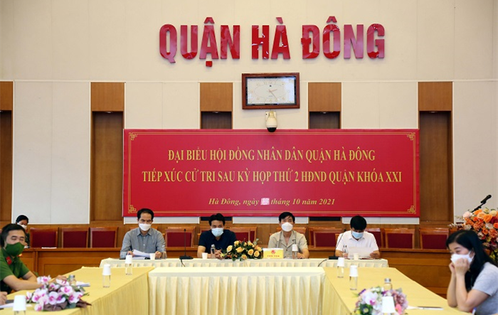 Đại biểu HĐND quận Hà Đông tiếp xúc cử tri sau kỳ họp thứ 2 HĐND Quận khóa XXI