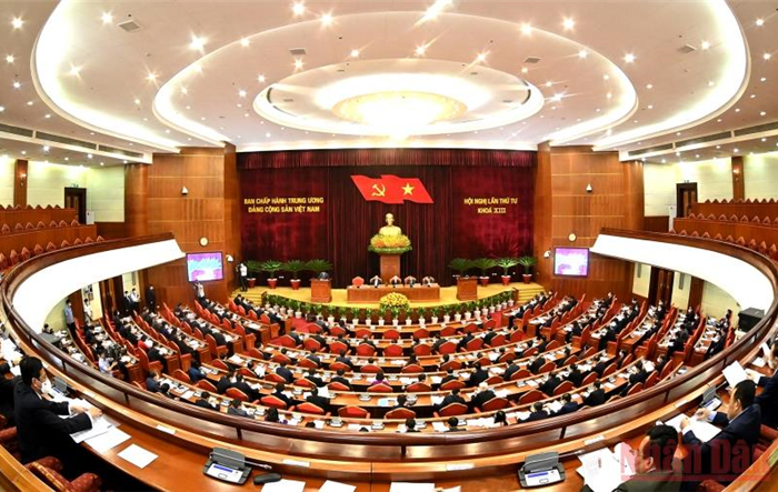 Ban Chấp hành Trung ương thảo luận về công tác xây dựng, chỉnh đốn Đảng